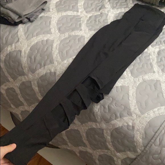 Victoria Sport Leggings - Picture 3 of 4